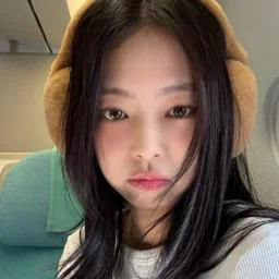 JENNIE's avatar